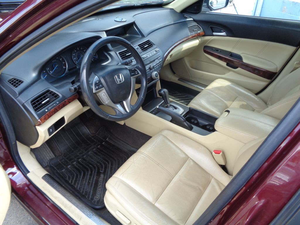 2012 Honda Crosstour Image 7