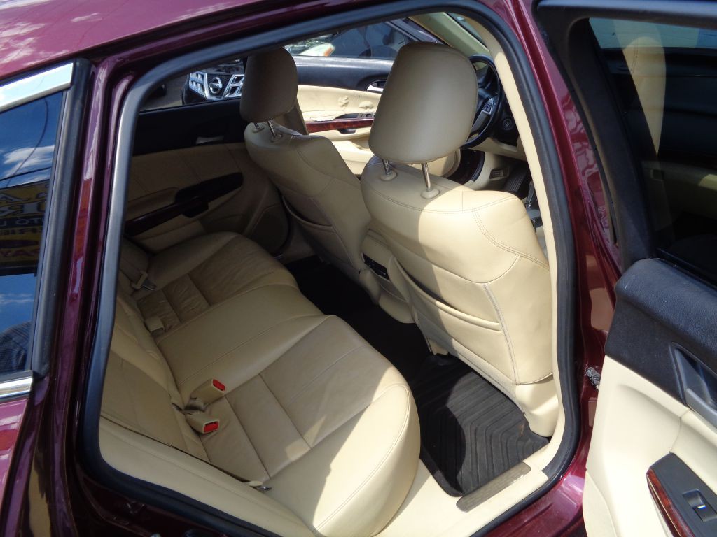 2012 Honda Crosstour Image 11