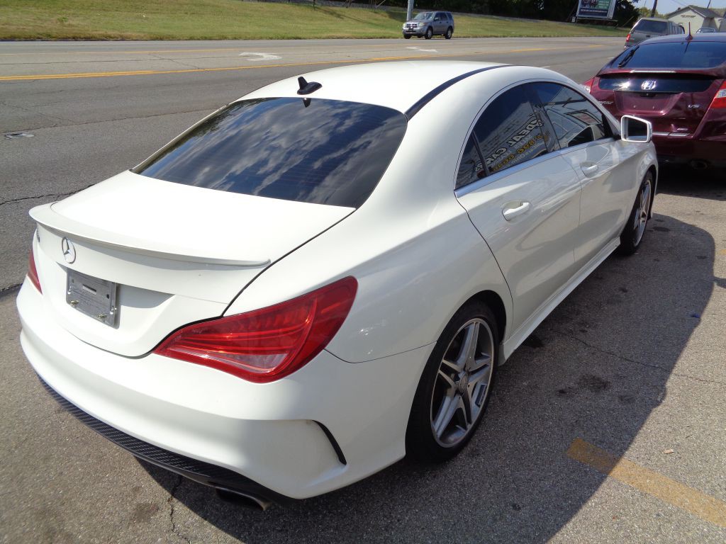 2014 Mercedes-Benz CLA-Class Image 4