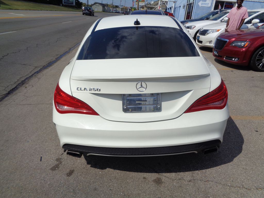 2014 Mercedes-Benz CLA-Class Image 5