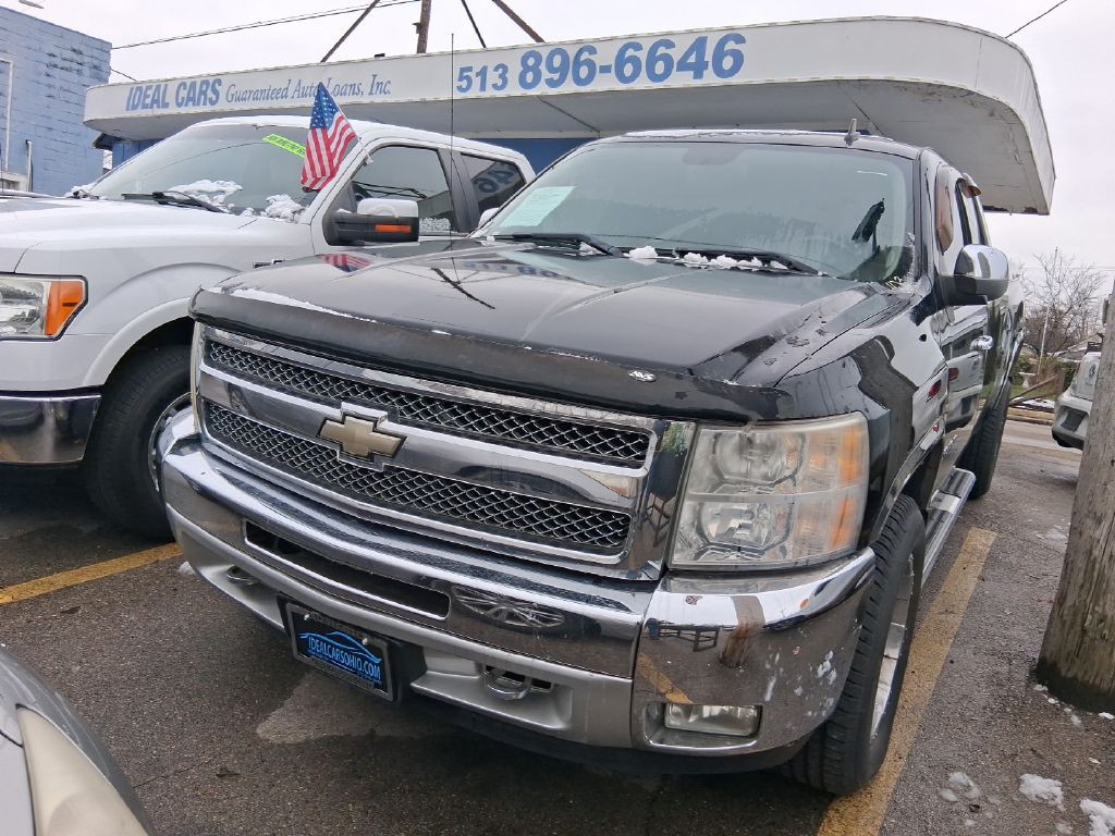 2011 Chevrolet Silverado 1500 Image 2