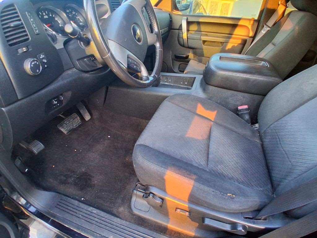 2011 Chevrolet Silverado 1500 Image 10