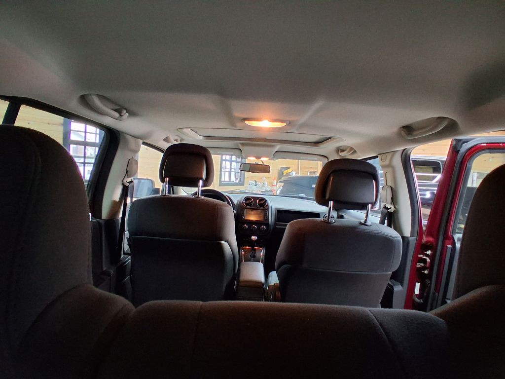 2012 Jeep Patriot Image 28