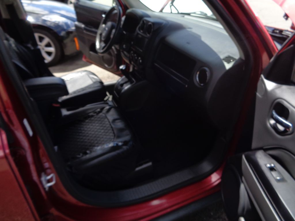2012 Jeep Patriot Image 10
