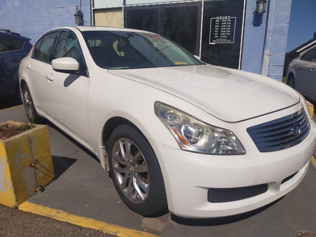 2009 INFINITI G37 Image 8