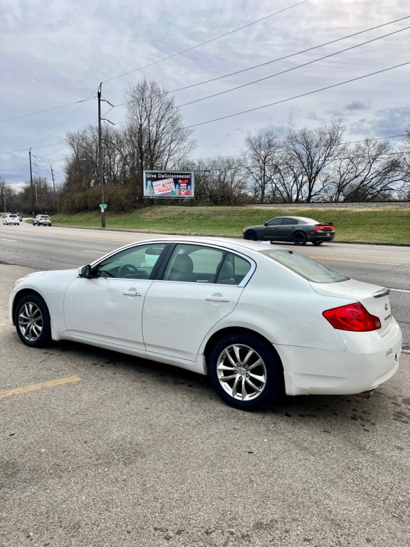 2009 INFINITI G37 Image 15