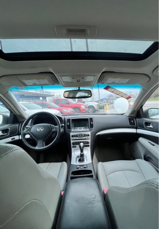 2009 INFINITI G37 Image 29