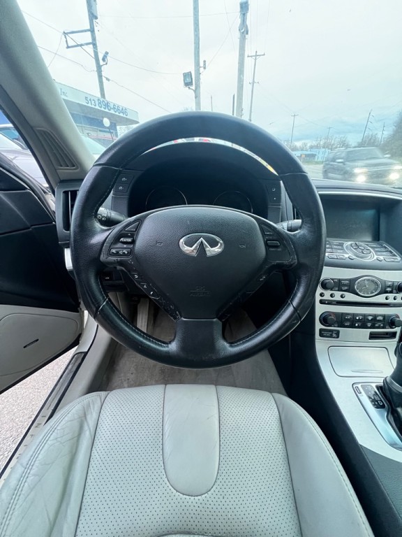 2009 INFINITI G37 Image 31