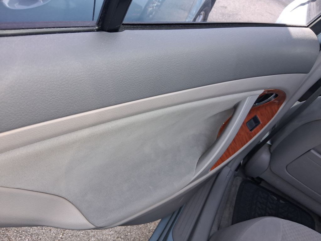 2009 Toyota Camry Image 12