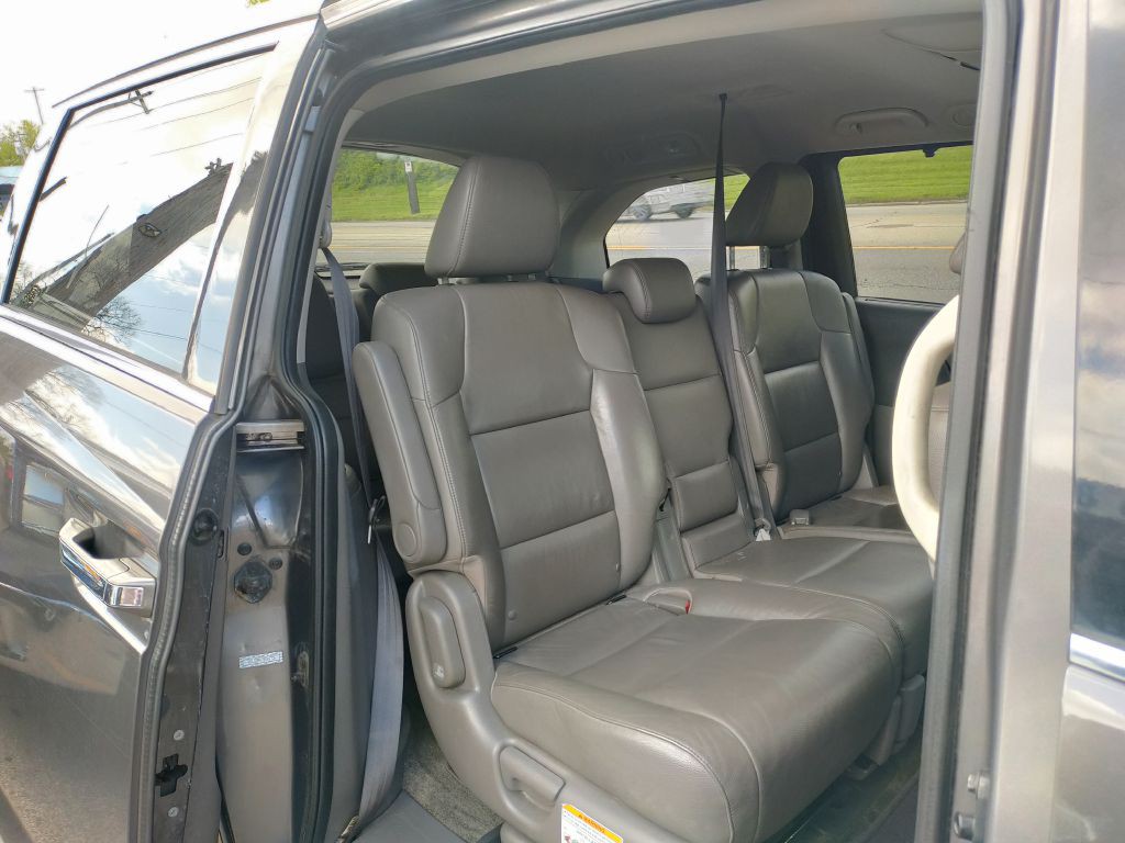 2012 Honda Odyssey Image 5