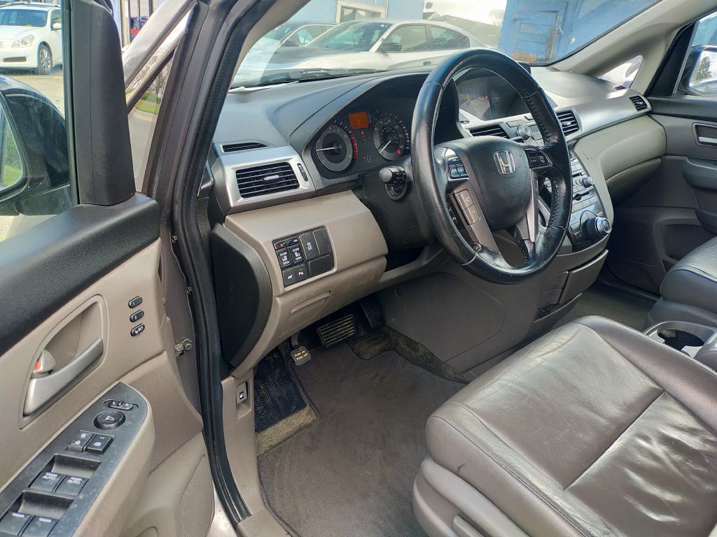 2012 Honda Odyssey Image 10