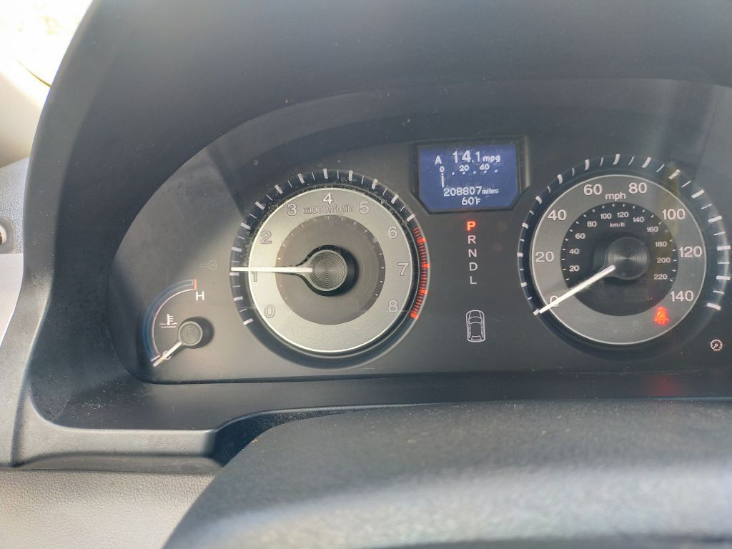 2012 Honda Odyssey Image 12