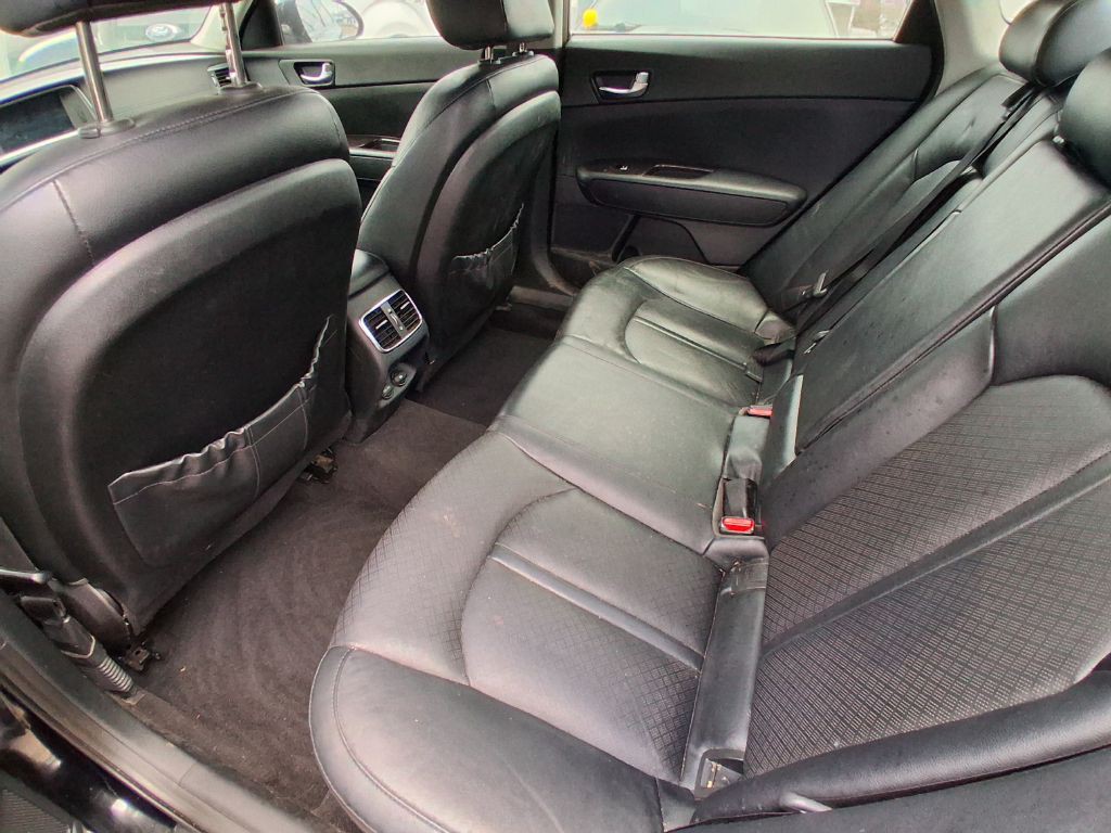 2014 Nissan Rogue Image 30