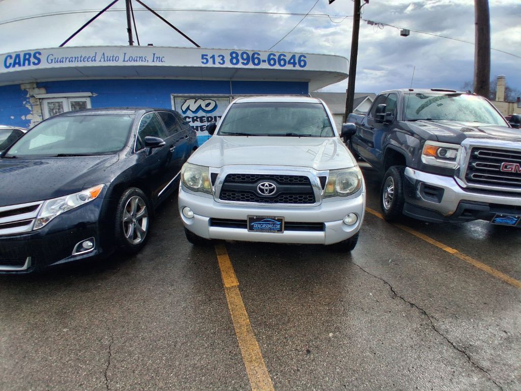 2011 Toyota Tacoma Image 2