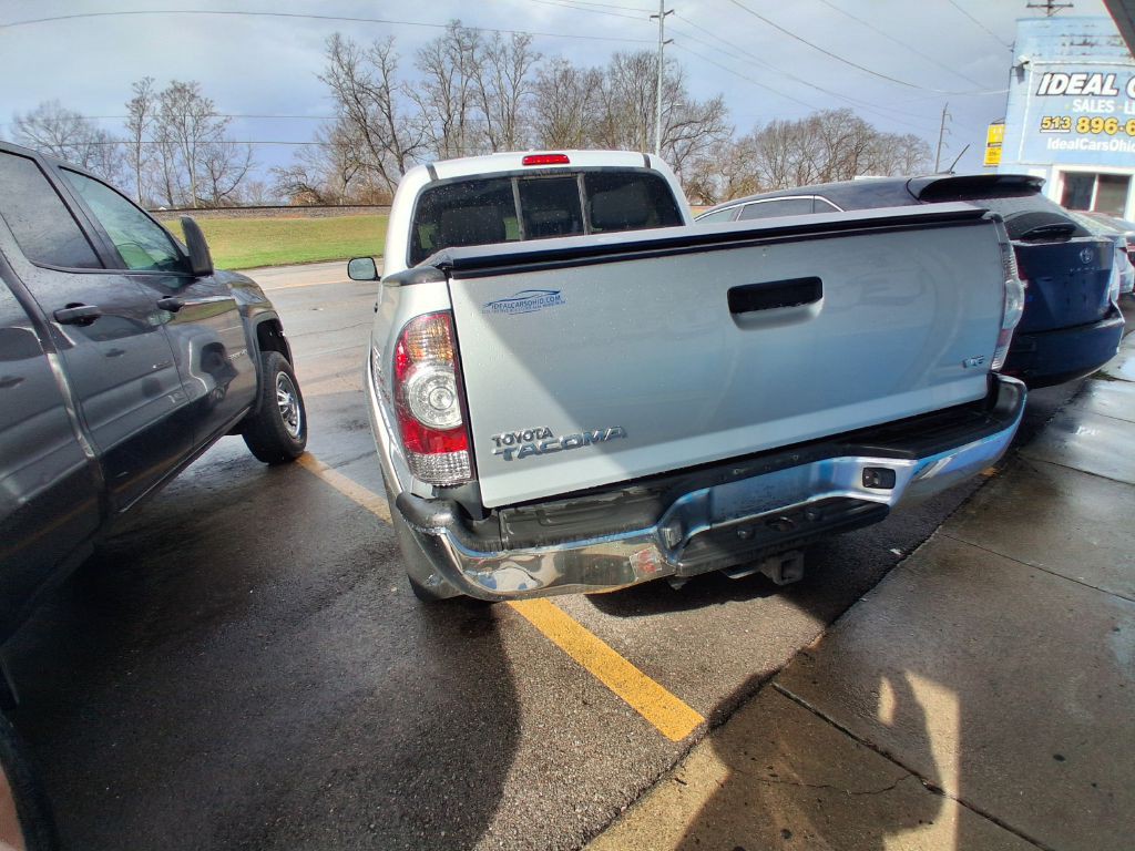2011 Toyota Tacoma Image 3