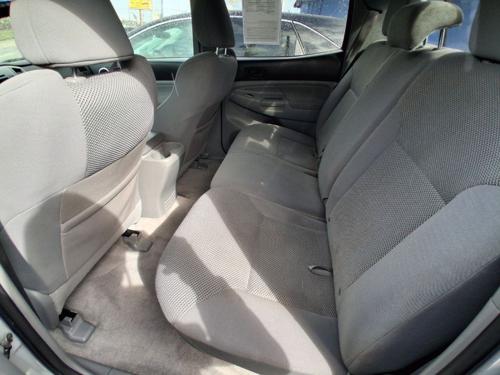 2011 Toyota Tacoma Image 7