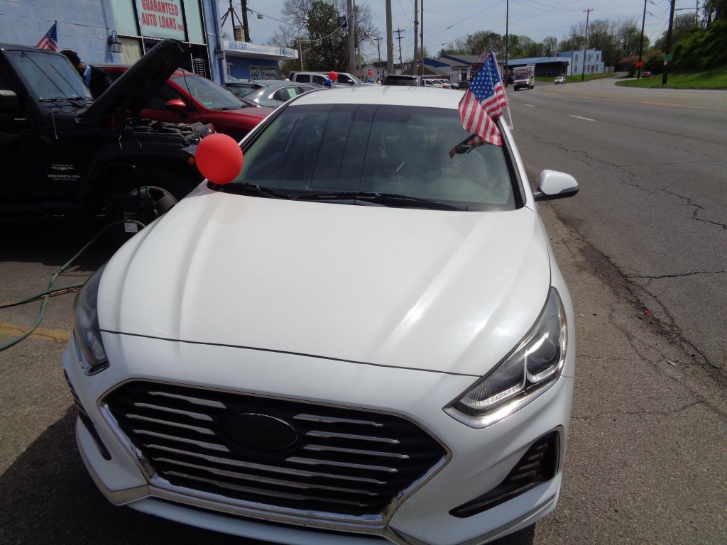 2018 Hyundai Sonata Image 1