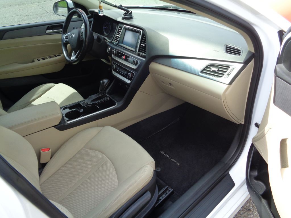 2018 Hyundai Sonata Image 15