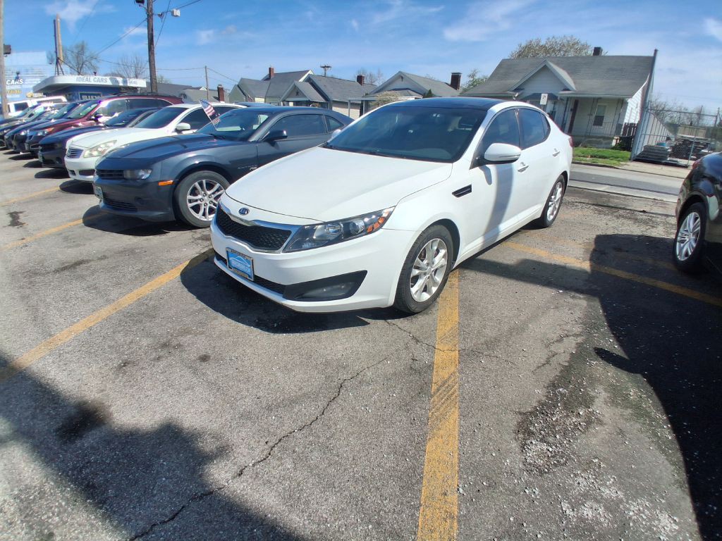 2013 Kia Optima Image 1