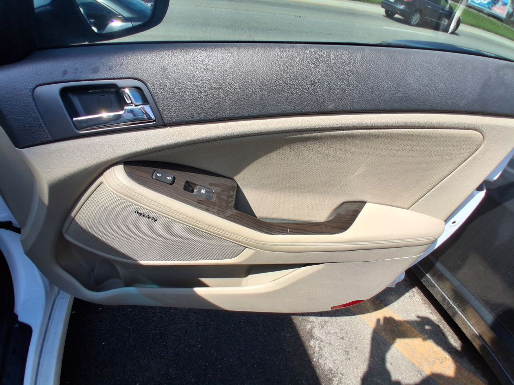 2013 Kia Optima Image 13
