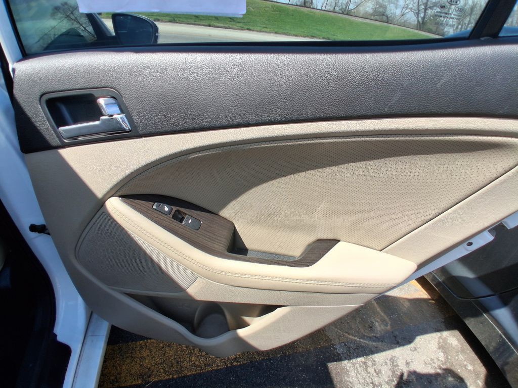 2013 Kia Optima Image 14