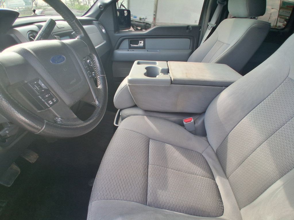 2013 Ford F-150 Image 8