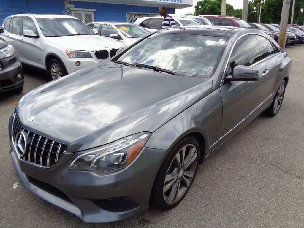 2017 Mercedes-Benz E-Class Image 6