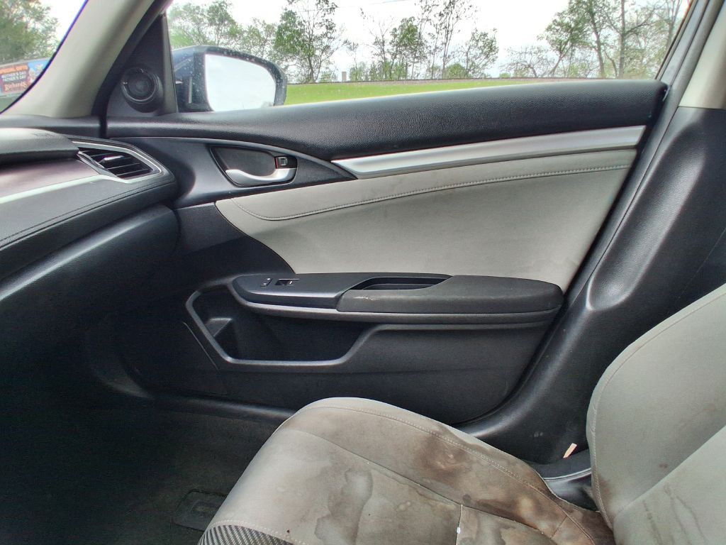 2016 Honda Civic Image 8