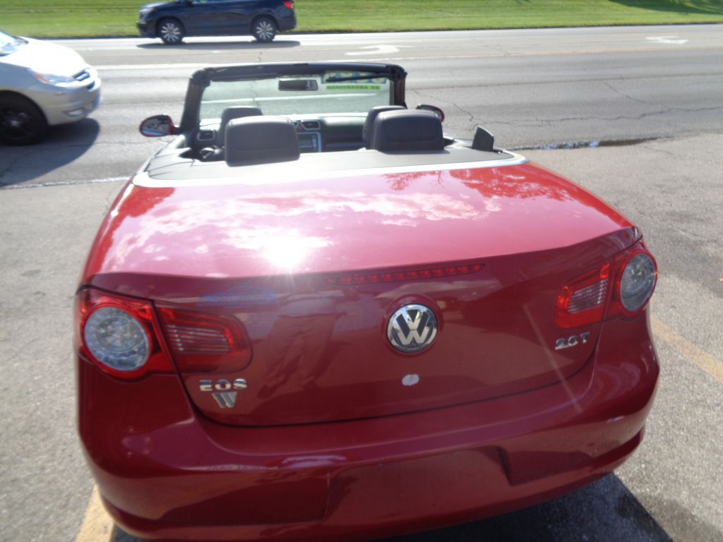 2008 Volkswagen Eos Image 4