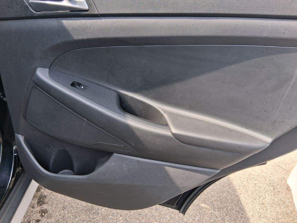 2017 Hyundai Tucson Image 9