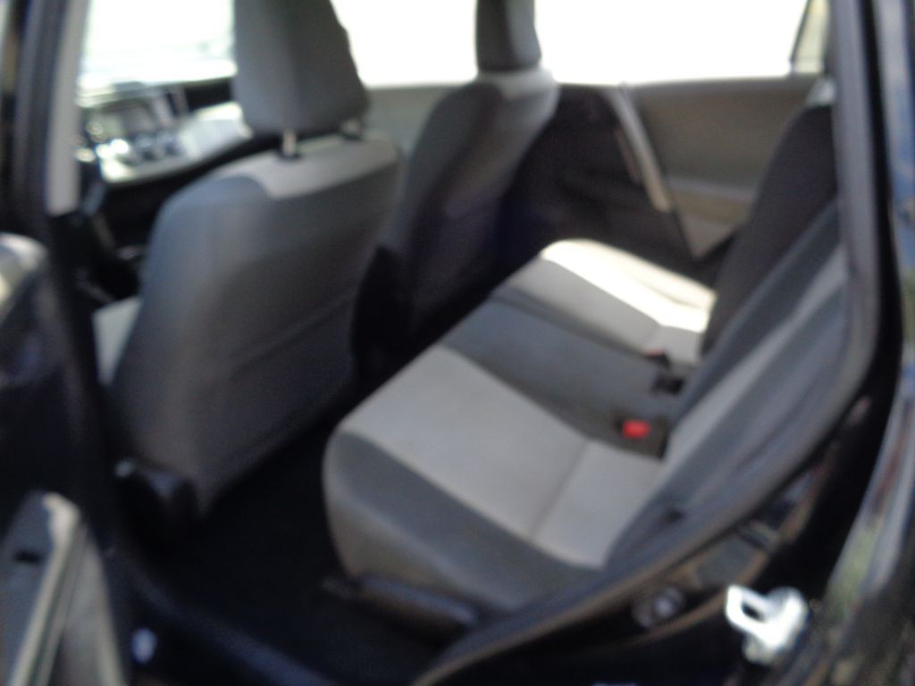 2013 Toyota Rav4 Image 8