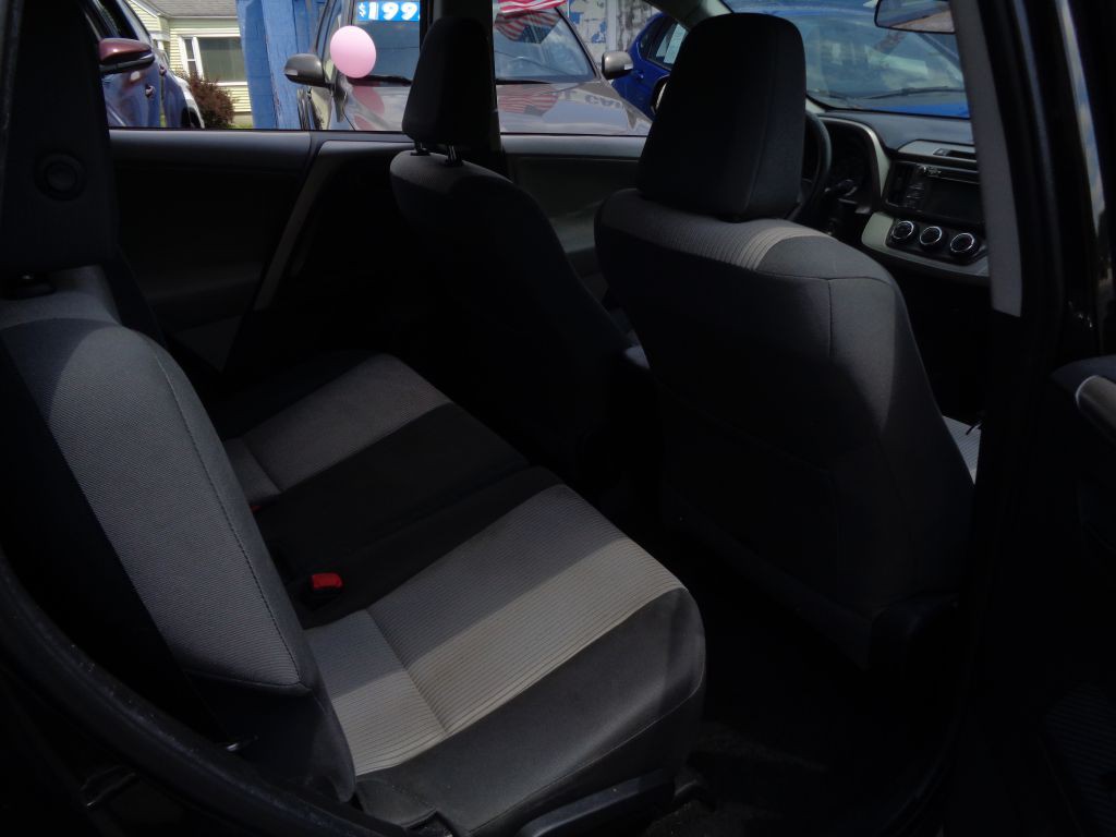 2013 Toyota Rav4 Image 10