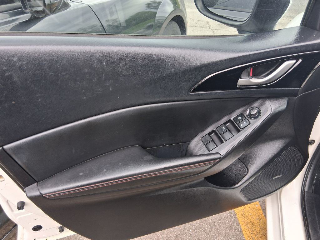 2016 Mazda Mazda3 Image 5