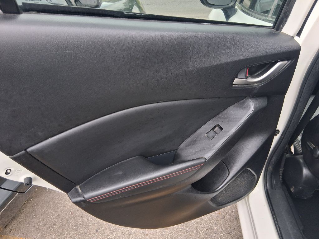 2016 Mazda Mazda3 Image 7