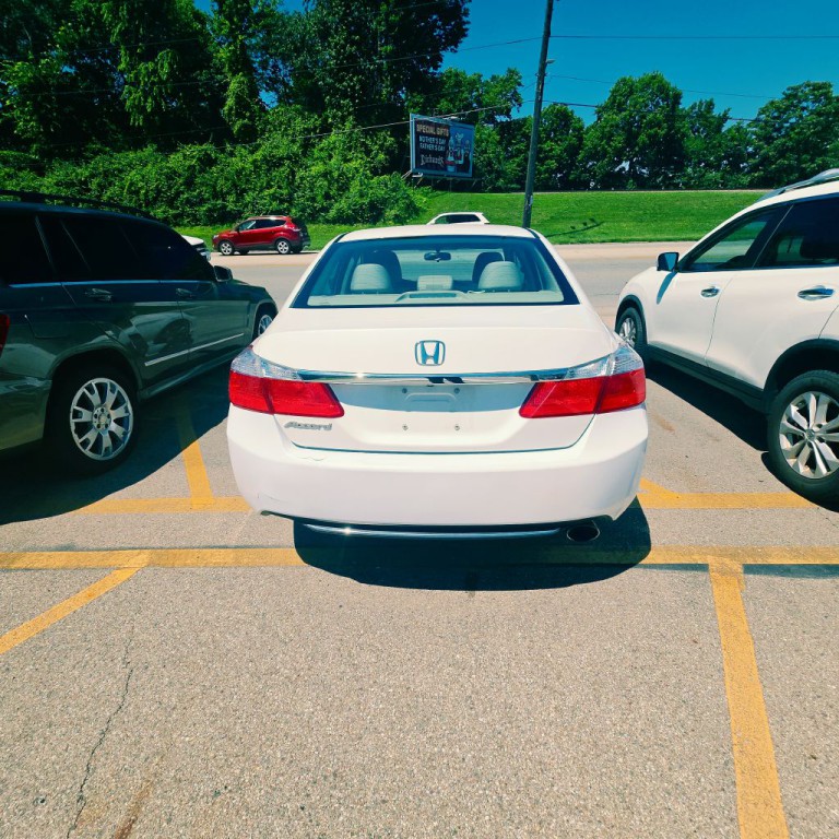 2015 Honda Accord Image 20