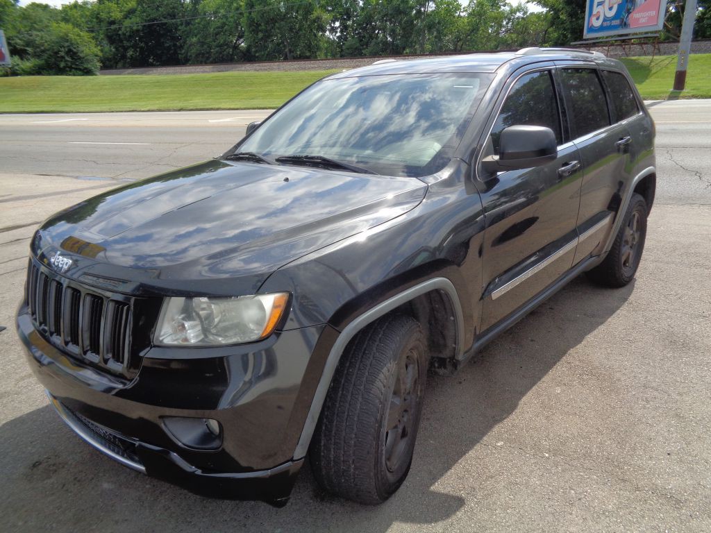 2011 Jeep Grand Cherokee Image 3