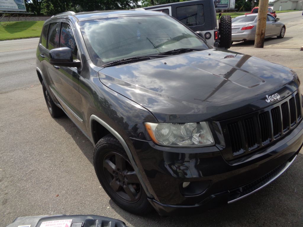 2011 Jeep Grand Cherokee Image 4
