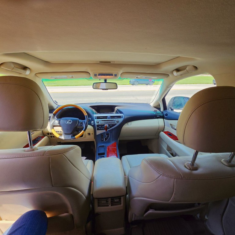 2010 Lexus RX Image 9