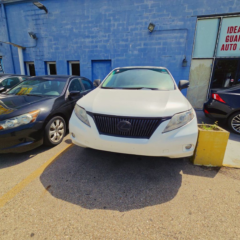 2010 Lexus RX Image 12
