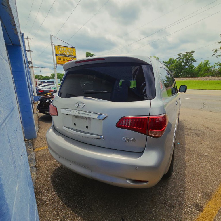 2011 INFINITI QX56 Image 3