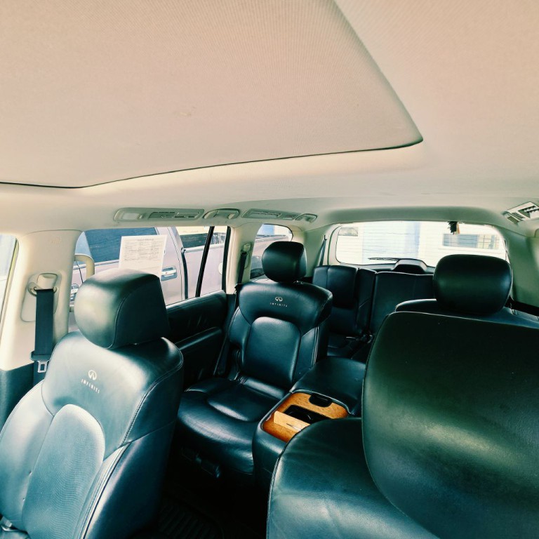 2011 INFINITI QX56 Image 14