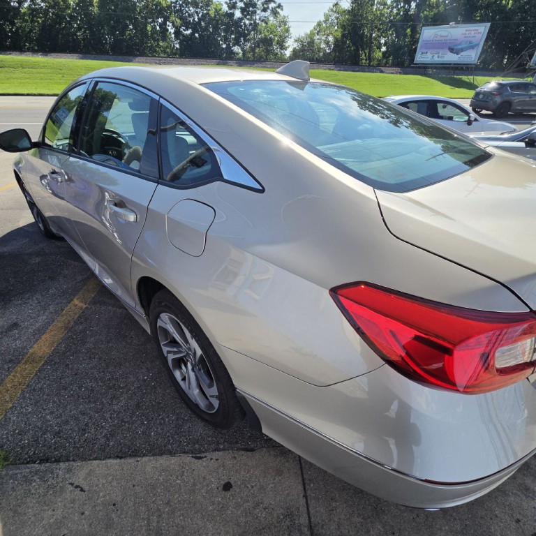 2019 Honda Accord Image 6