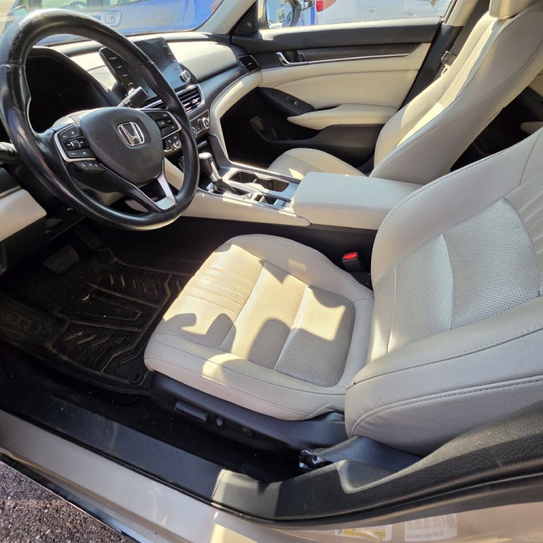 2019 Honda Accord Image 7