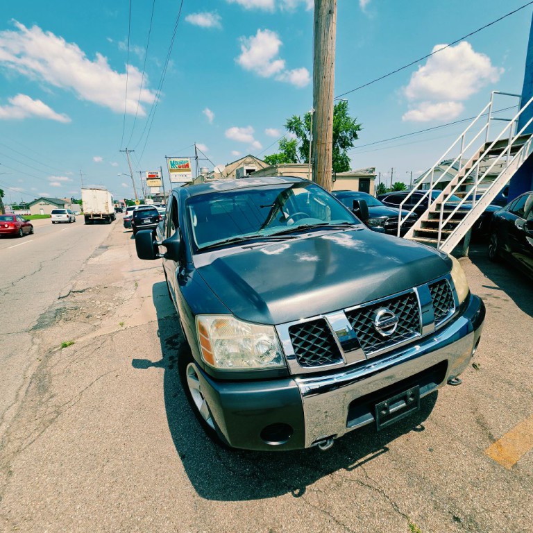 2006 Nissan Titan Image 3
