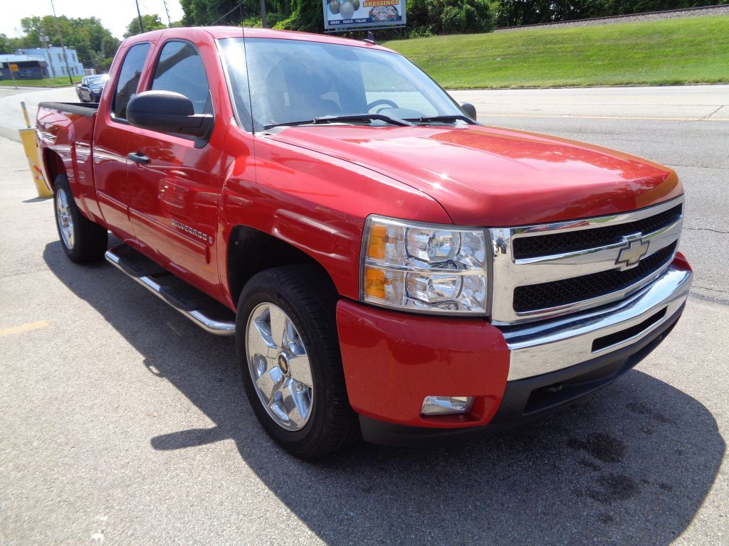 2009 Chevrolet Silverado 1500 Image 3