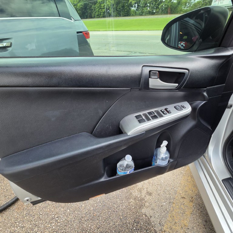 2014 Toyota Camry Image 4