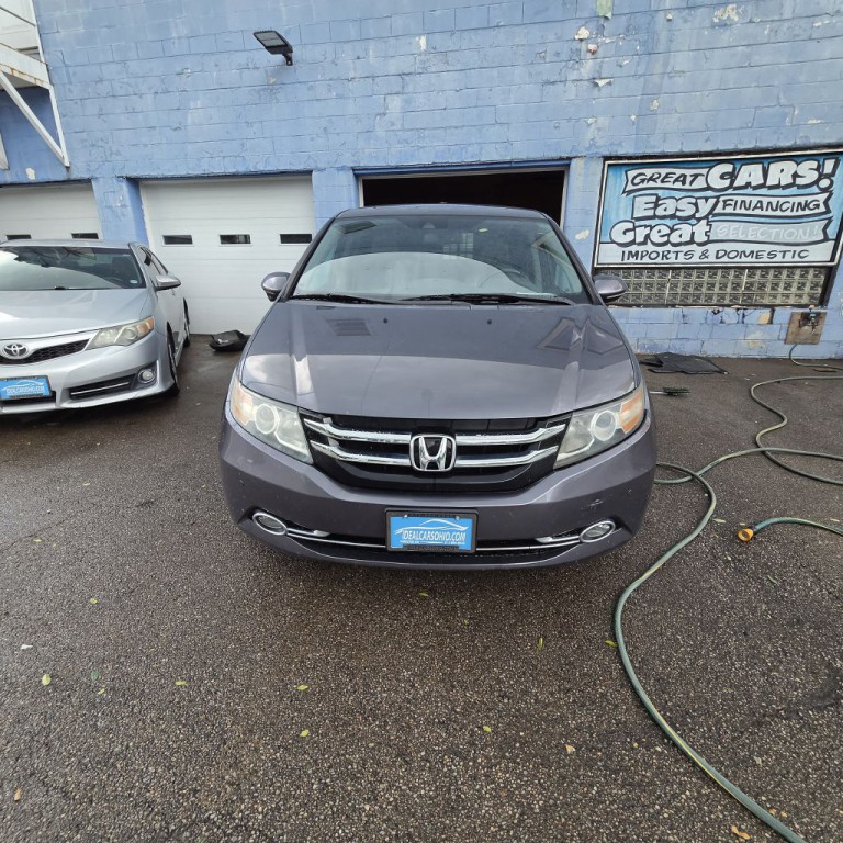 2016 Honda Odyssey Image 2