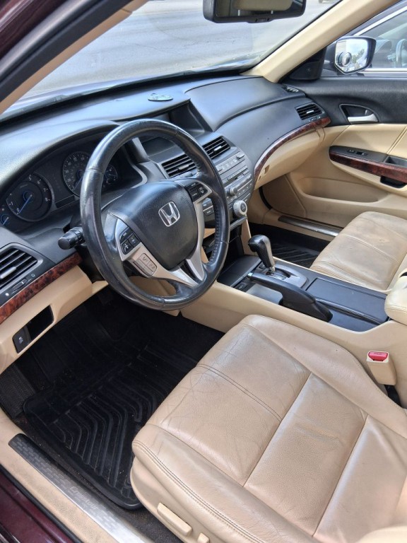 2012 Honda Crosstour Image 12