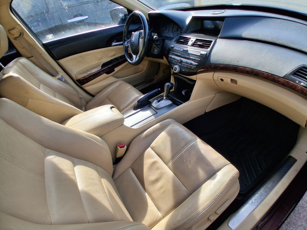2012 Honda Crosstour Image 45