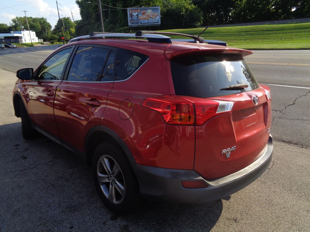 2015 Toyota Rav4 Image 4